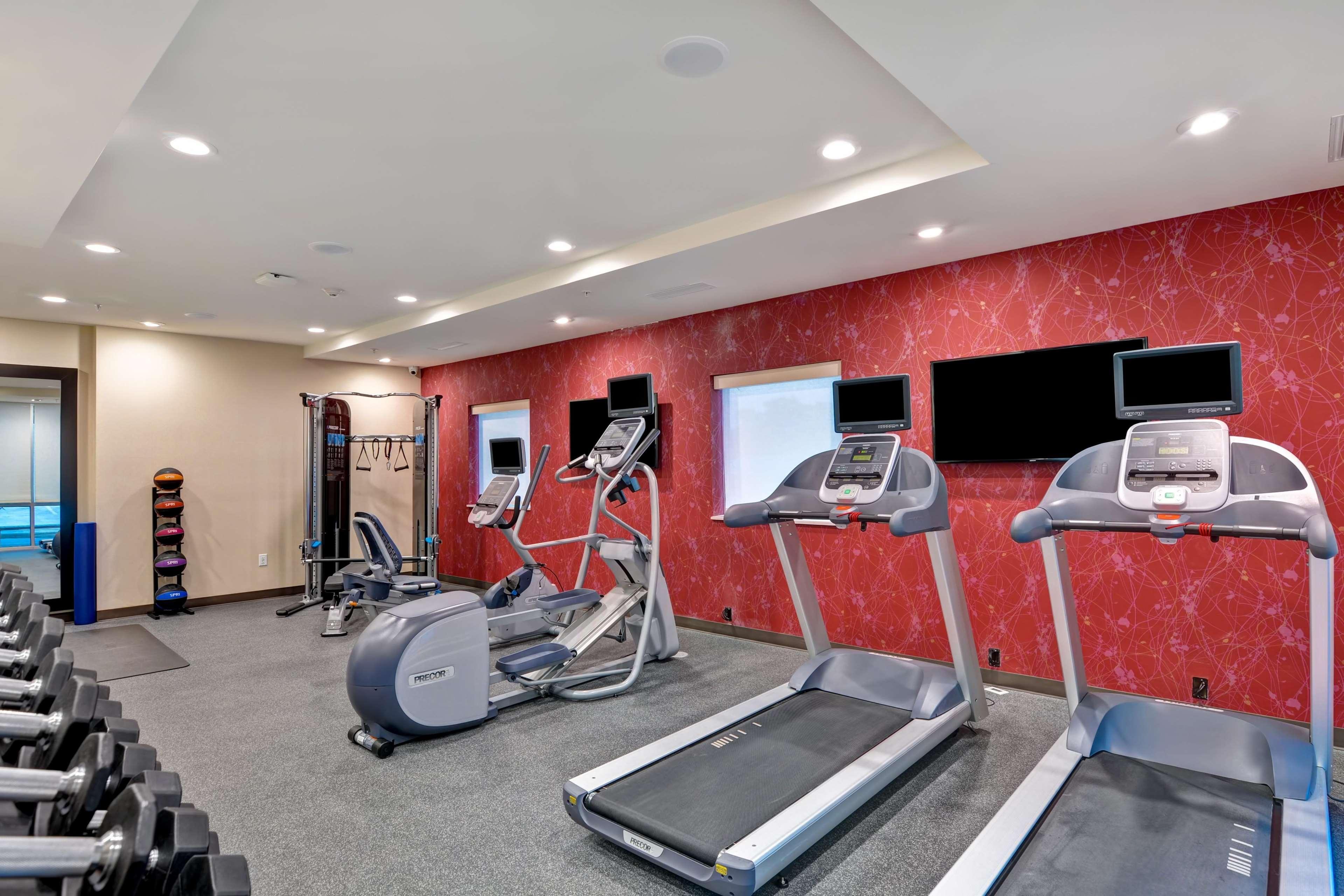 Home2 Suites By Hilton Hot Springs Esterno foto