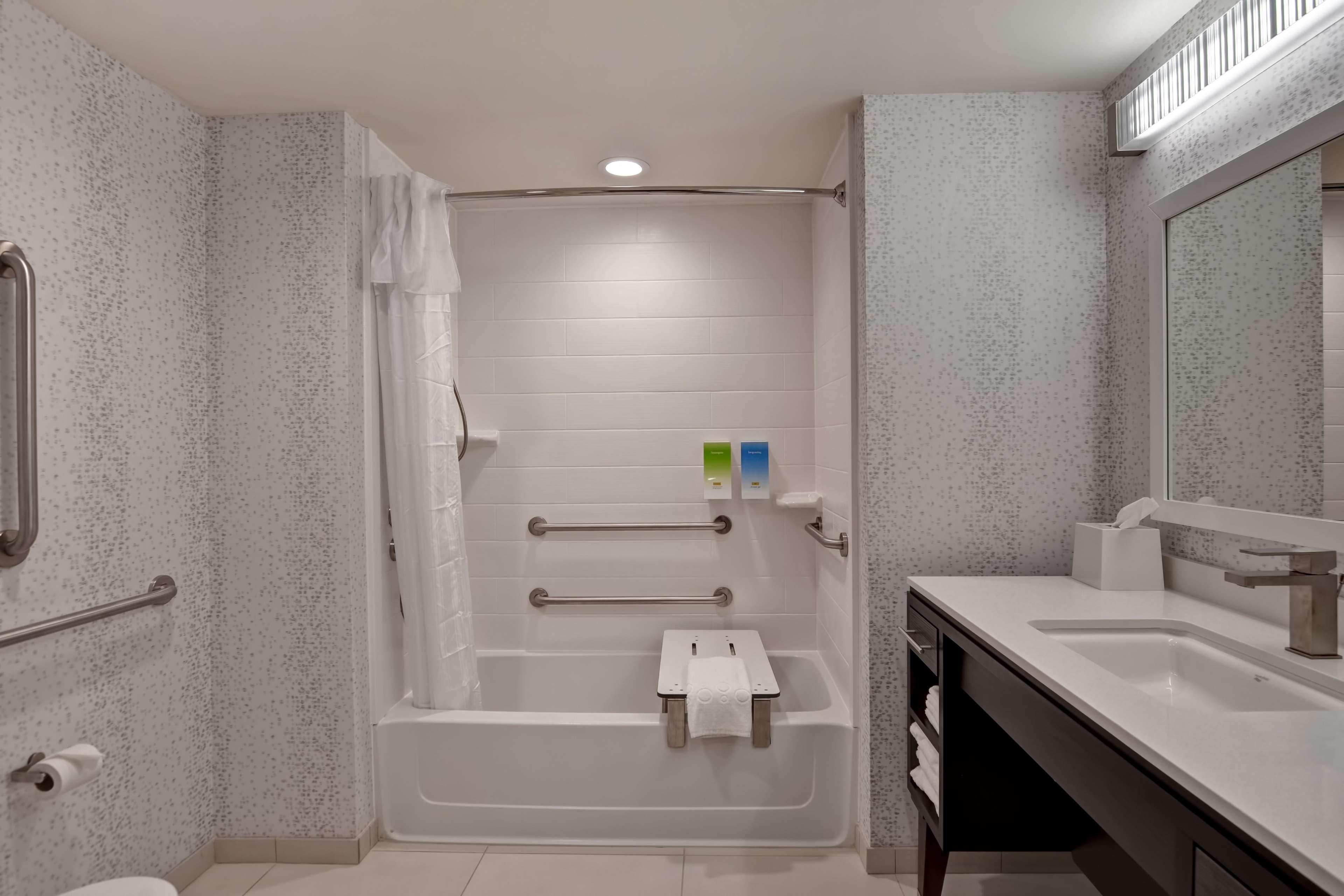 Home2 Suites By Hilton Hot Springs Esterno foto